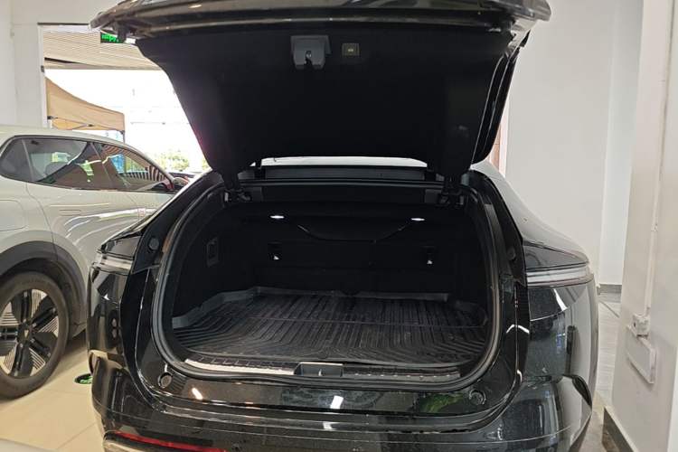Used Avatr 12 2023 700 Three-Laser Rear-Wheel Drive Luxury Edition Trunk