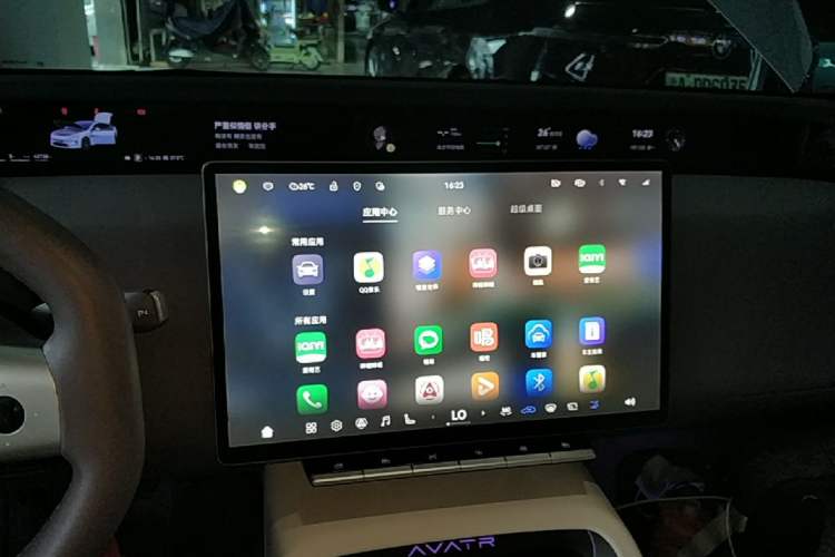 Used Avatr 12 2023 700 Three-Laser Rear-Wheel Drive Luxury Edition Audio And AC Panel