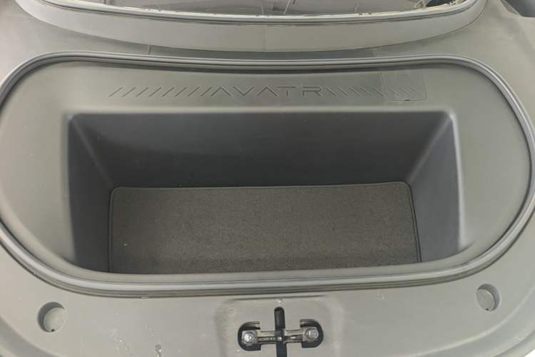 Used Avatr 12 2023 650 Three-Laser Four-Wheel Drive Performance Edition Engine Bay