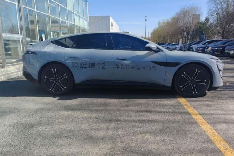 Used Avatr 12 2023 650 Three-Laser Four-Wheel Drive Performance Edition Exterior 2