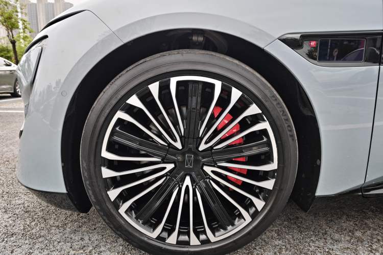 Used Avatr 12 2023 700 Three-Laser Rear-Wheel Drive Luxury Edition Exterior 3