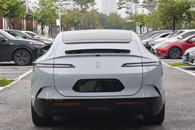 Used Avatr 12 2023 700 Three-Laser Rear-Wheel Drive Luxury Edition Exterior 6