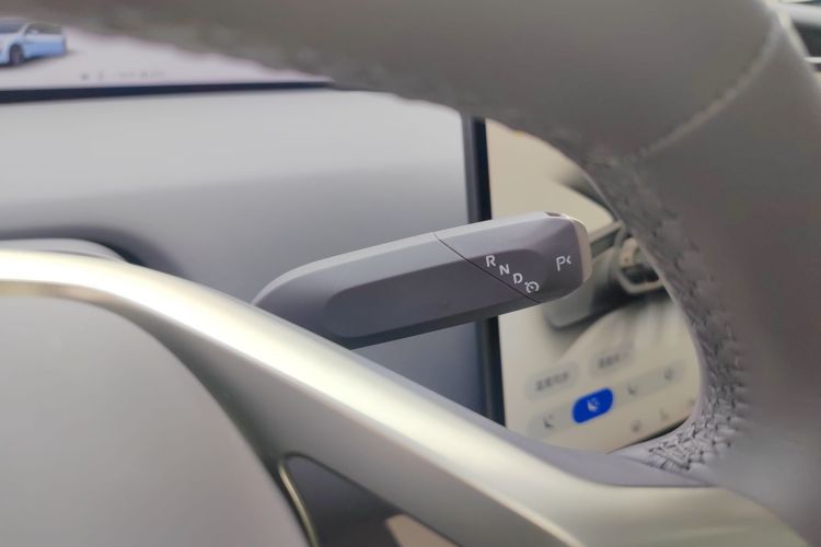 Used Avatr 12 2023 650 Three-Laser Four-Wheel Drive Performance Edition Gear Lever