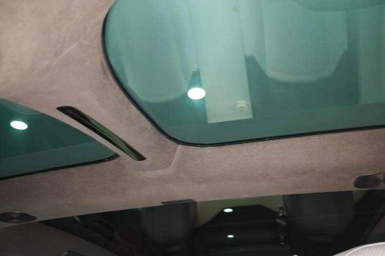 Used Avatr 12 2023 650 Three-Laser Four-Wheel Drive Performance Edition Headliner