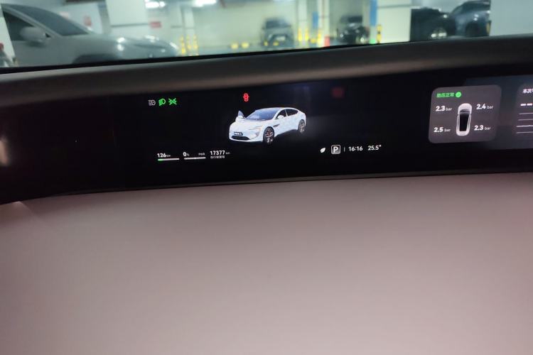 Used Avatr 12 2023 650 Three-Laser Four-Wheel Drive Performance Edition Instrument Cluster
