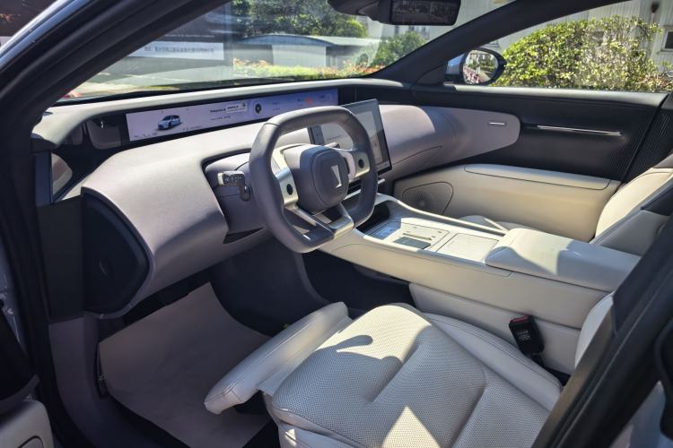 Used Avatr 12 2023 700 Three-Laser Rear-Wheel Drive Luxury Edition Interior 1