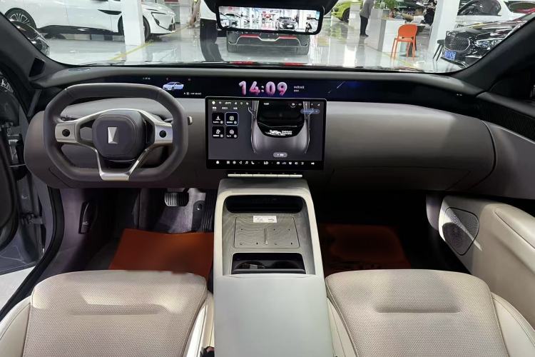 Used Avatr 12 2023 650 Three-Laser Four-Wheel Drive Performance Edition Interior 3