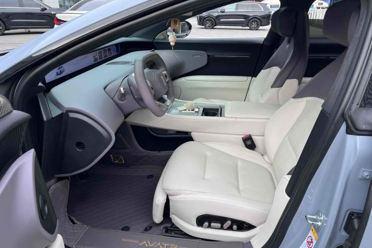 Used Avatr 12 2023 650 Three-Laser Four-Wheel Drive Performance Edition Interior 4