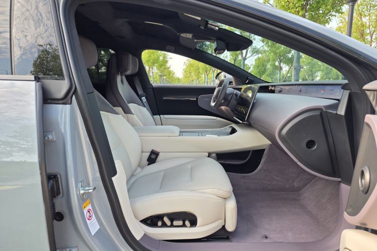 Used Avatr 12 2023 700 Three-Laser Rear-Wheel Drive Luxury Edition Interior 4