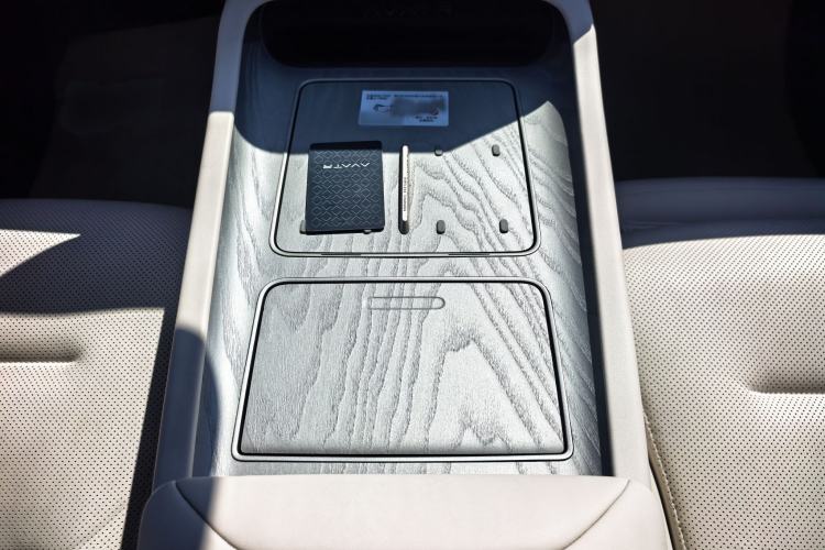 Used Avatr 12 2023 700 Three-Laser Rear-Wheel Drive Luxury Edition Interior 5