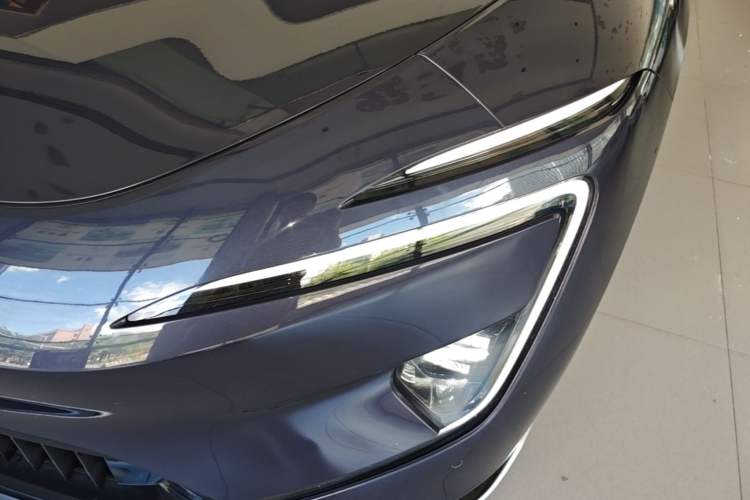 Used Avatr 12 2023 650 Three-Laser Four-Wheel Drive Performance Edition Left Front Headlight
