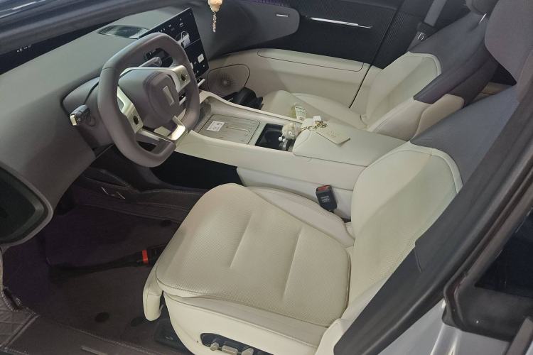 Used Avatr 12 2023 650 Three-Laser Four-Wheel Drive Performance Edition Left Front Seat