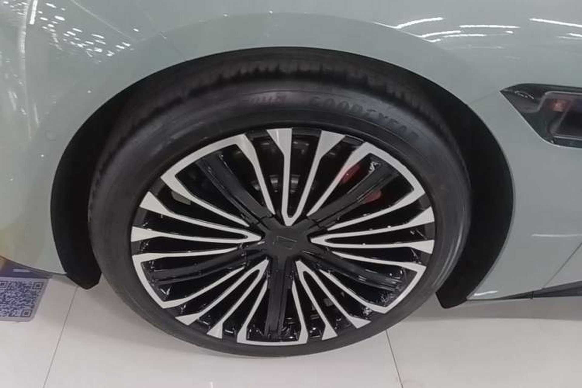 Used Avatr 12 2023 650 Three-Laser Four-Wheel Drive Performance Edition Left Front Wheel Hub