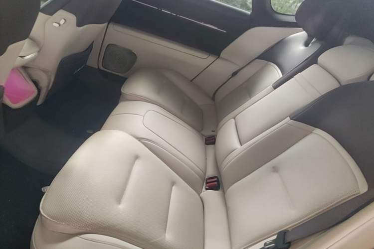 Used Avatr 12 2023 650 Three-Laser Four-Wheel Drive Performance Edition Left Rear Seat