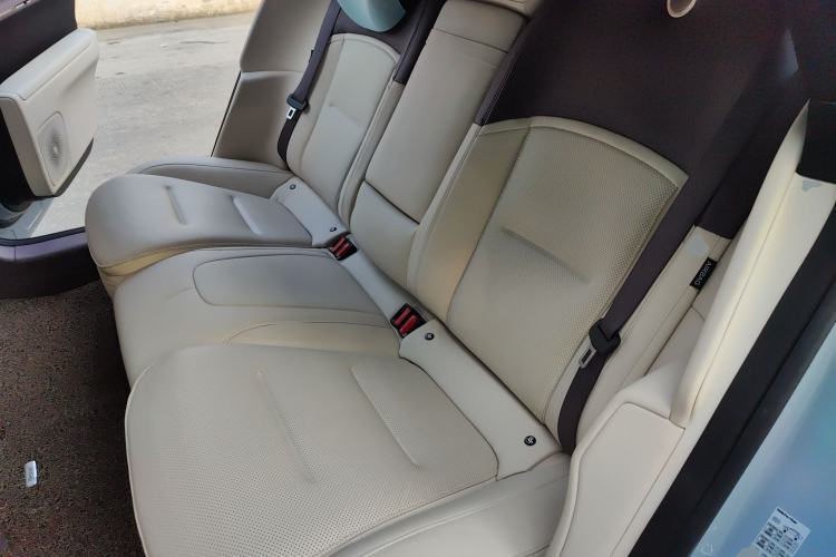 Used Avatr 12 2023 700 Three-Laser Rear-Wheel Drive Luxury Edition Left Rear Seat