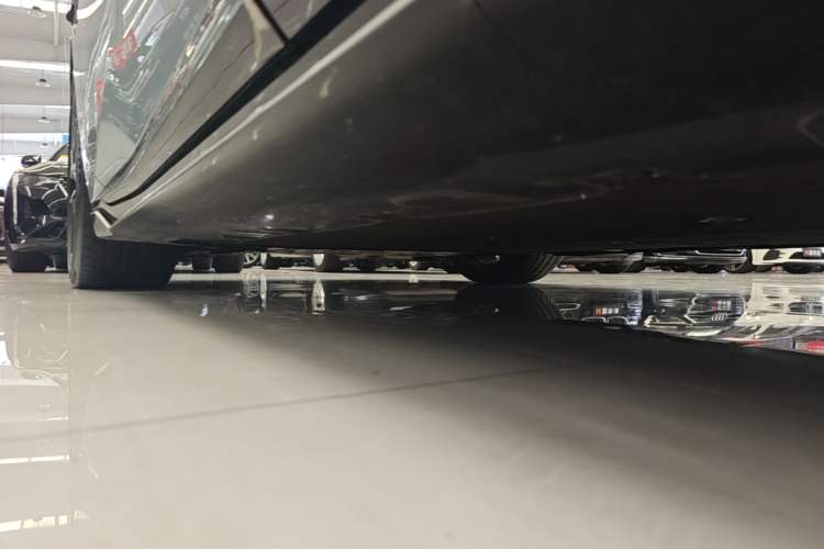 Used Avatr 12 2023 650 Three-Laser Four-Wheel Drive Performance Edition Left Side Sill