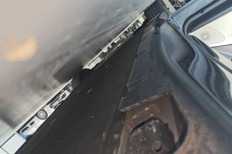 Used Avatr 12 2023 700 Three-Laser Rear-Wheel Drive Luxury Edition Left Side Sill