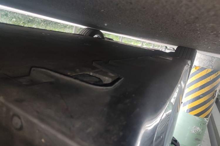 Used Avatr 12 2023 650 Three-Laser Four-Wheel Drive Performance Edition Left Side Sill