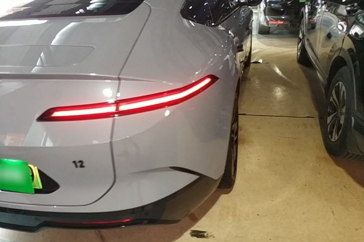 Used Avatr 12 2023 700 Three-Laser Rear-Wheel Drive Luxury Edition Right Rear Taillight