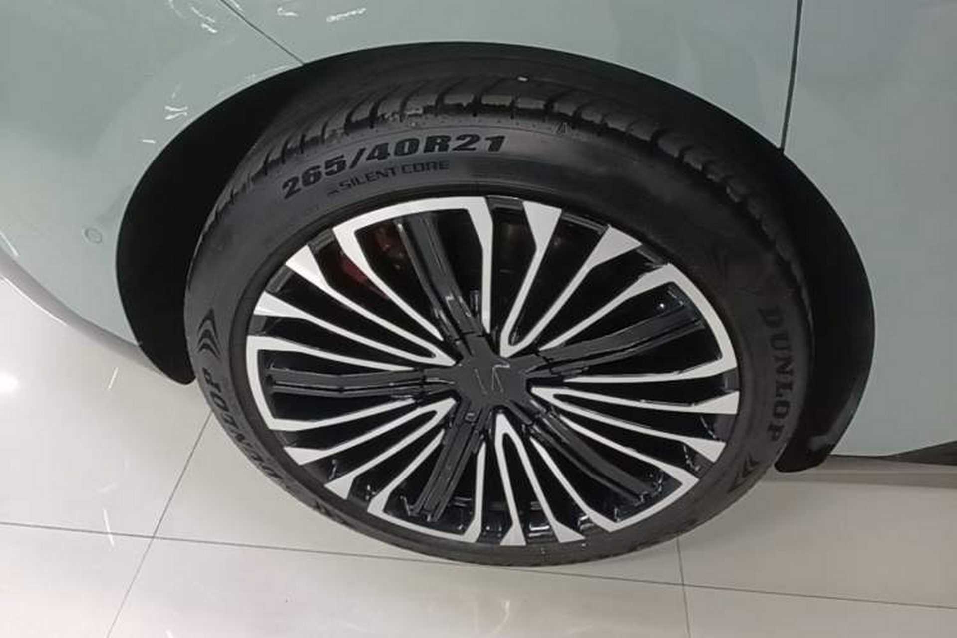 Used Avatr 12 2023 650 Three-Laser Four-Wheel Drive Performance Edition Right Rear Wheel Hub