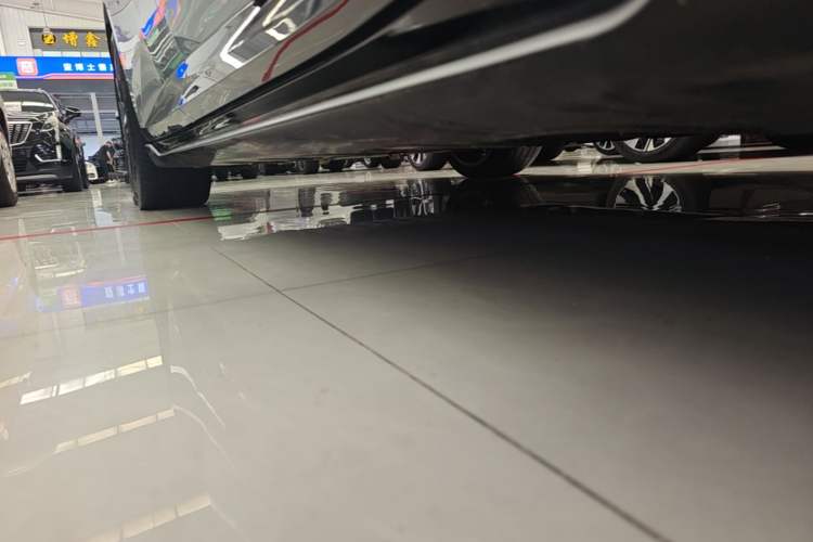 Used Avatr 12 2023 650 Three-Laser Four-Wheel Drive Performance Edition Right Side Sill
