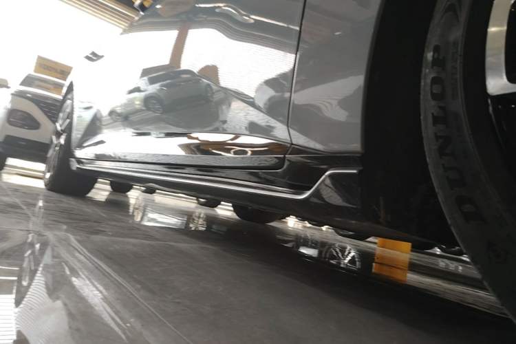 Used Avatr 12 2023 650 Three-Laser Four-Wheel Drive Performance Edition Right Side Sill