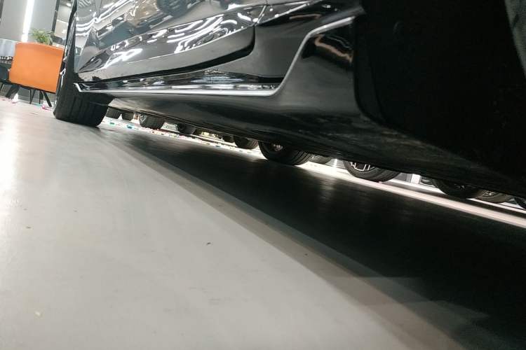 Used Avatr 12 2023 650 Three-Laser Four-Wheel Drive Performance Edition Right Side Sill