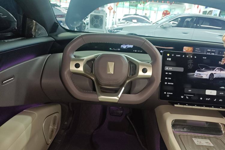 Used Avatr 12 2023 650 Three-Laser Four-Wheel Drive Performance Edition Steering Wheel