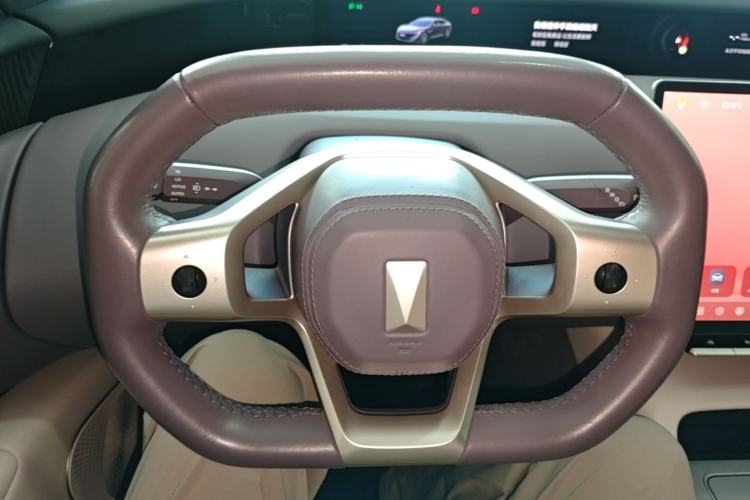 Used Avatr 12 2023 650 Three-Laser Four-Wheel Drive Performance Edition Steering Wheel