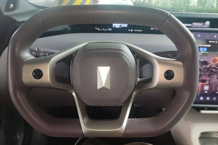 Used Avatr 12 2023 650 Three-Laser Four-Wheel Drive Performance Edition Steering Wheel