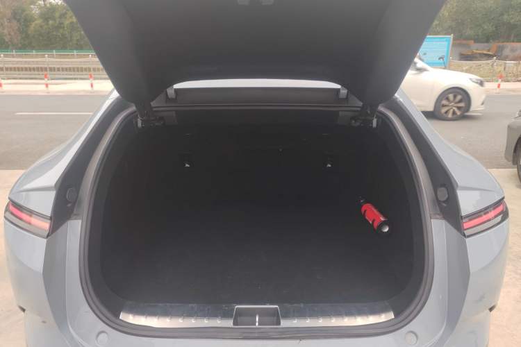 Used Avatr 12 2023 650 Three-Laser Four-Wheel Drive Performance Edition Trunk