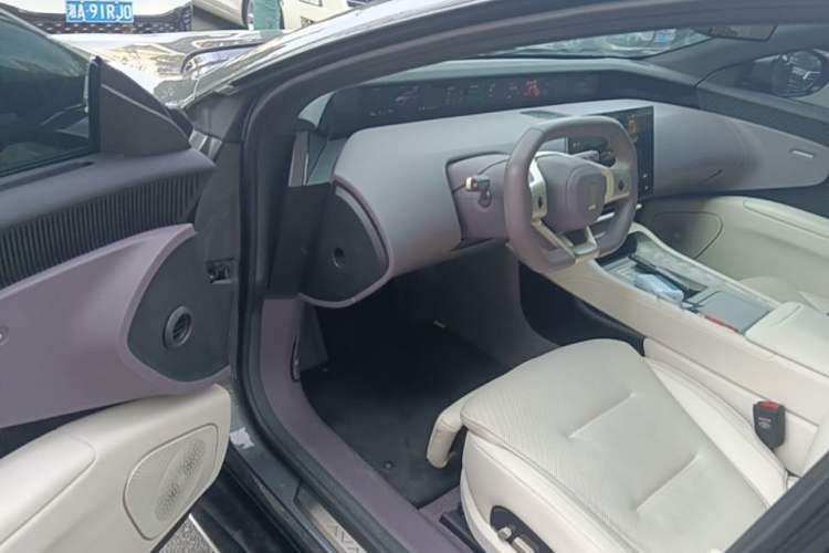 Used Avatr 12 2023 700 Three-Laser Rear-Wheel Drive Luxury Edition Driver Seat