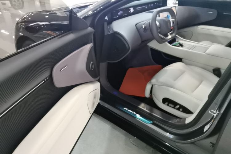Used Avatr 12 2023 700 Three-Laser Rear-Wheel Drive Luxury Edition Driver Seat