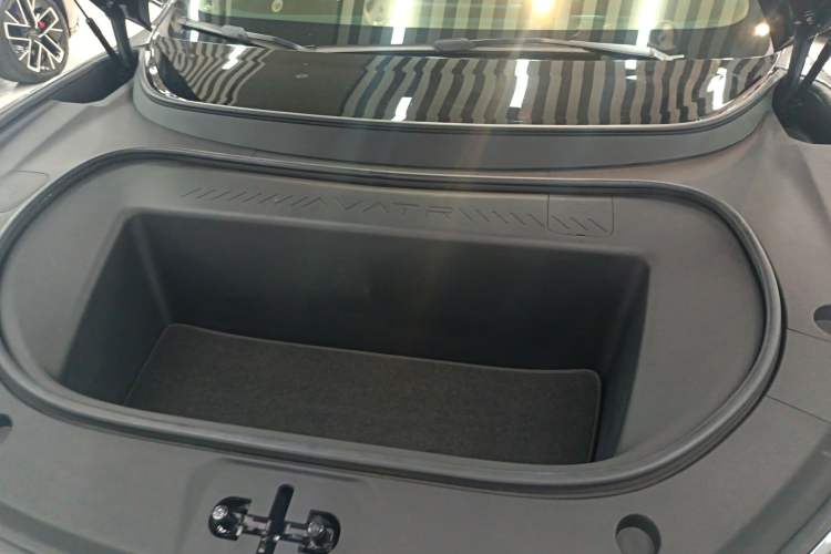 Used Avatr 12 2023 700 Three-Laser Rear-Wheel Drive Luxury Edition Engine Bay