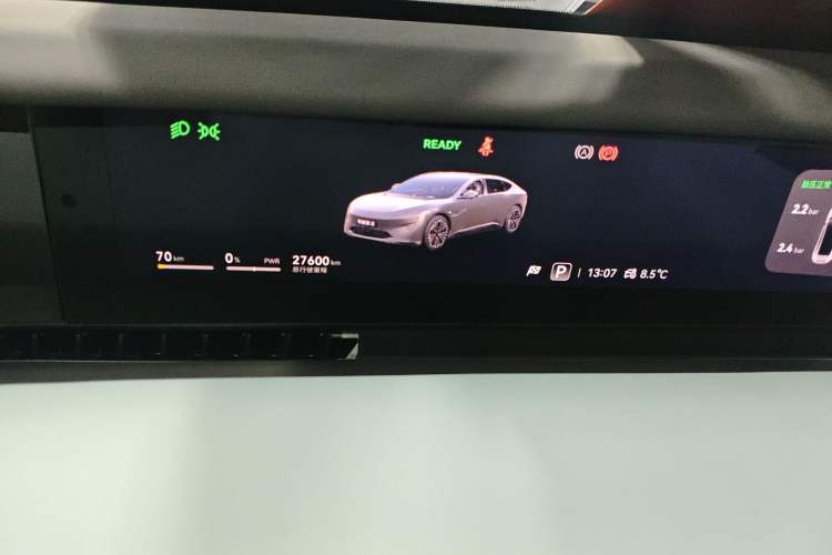 Used Avatr 12 2023 650 Three-Laser Four-Wheel Drive GT Version Instrument Cluster