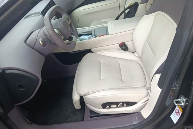 Used Avatr 12 2023 700 Three-Laser Rear-Wheel Drive Luxury Edition Left Front Seat