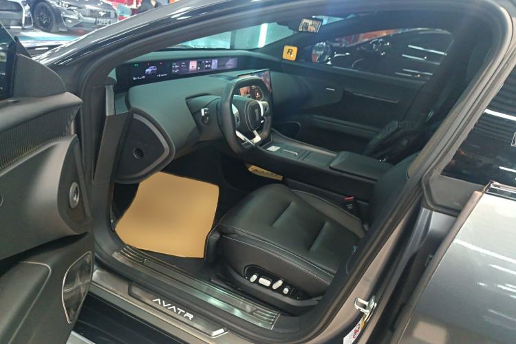 Used Avatr 12 2023 700 Three-Laser Rear-Wheel Drive Luxury Edition Left Front Seat