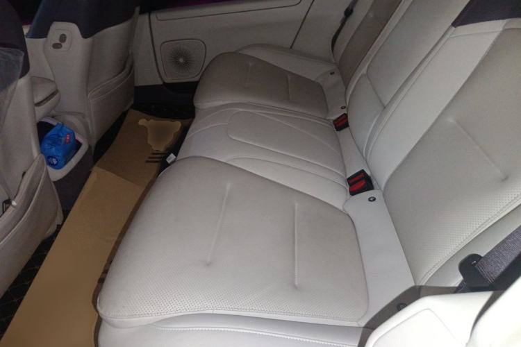 Used Avatr 12 2023 700 Three-Laser Rear-Wheel Drive Luxury Edition Left Rear Seat