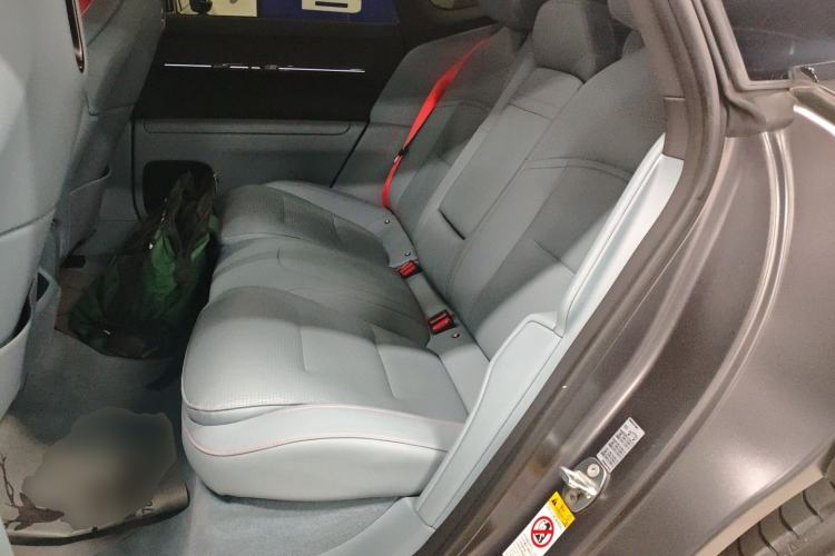 Used Avatr 12 2023 650 Three-Laser Four-Wheel Drive GT Version Left Rear Seat