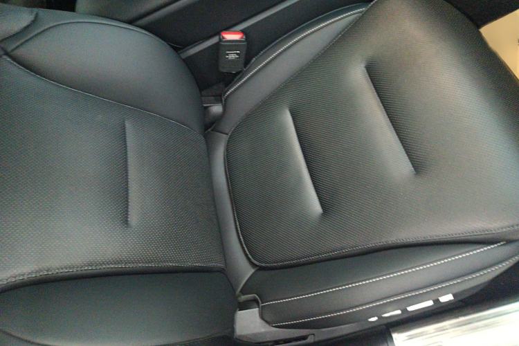 Used Avatr 12 2023 700 Three-Laser Rear-Wheel Drive Luxury Edition Right Front Seat