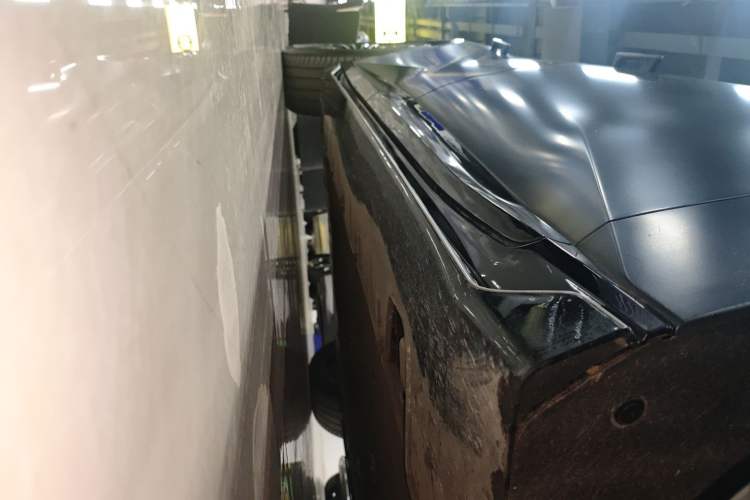 Used Avatr 12 2023 650 Three-Laser Four-Wheel Drive GT Version Right Side Sill