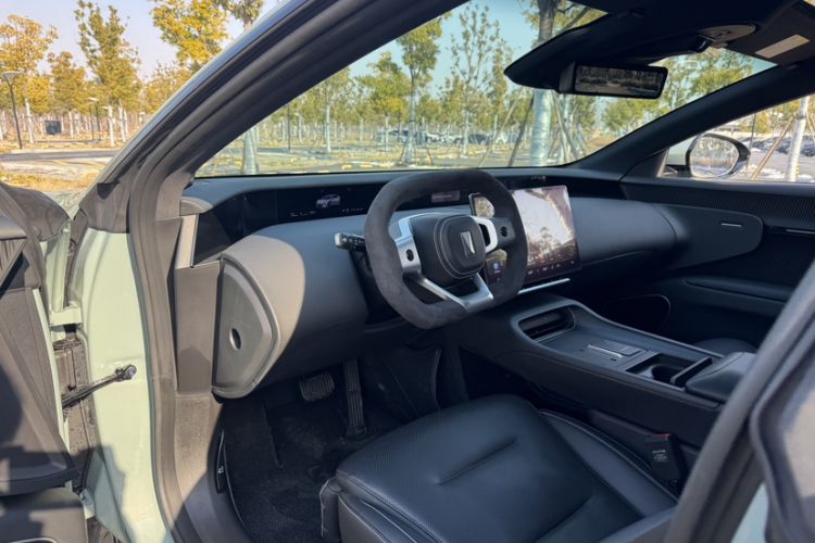 Used Avatr 12 2023 650 Three-Laser Four-Wheel Drive Performance Edition Interior 3