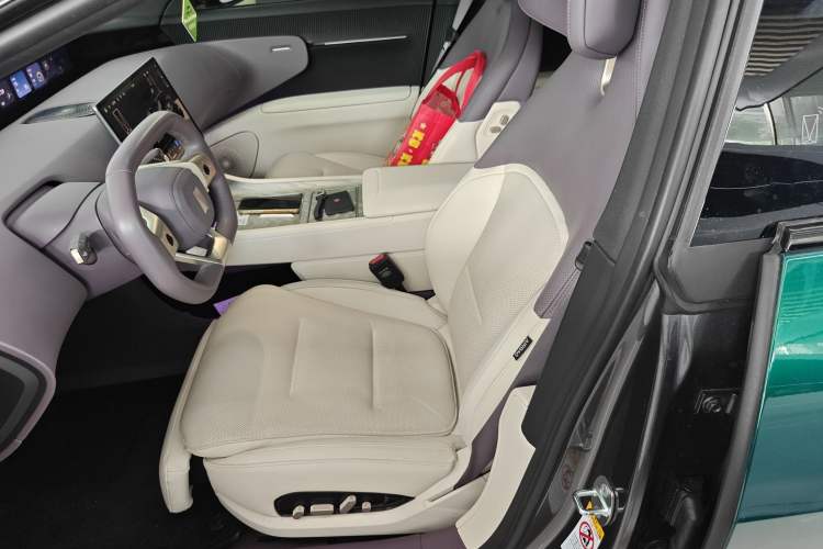 Used Avatr 12 2023 700 Three-Laser Rear-Wheel Drive Luxury Edition Left Front Seat