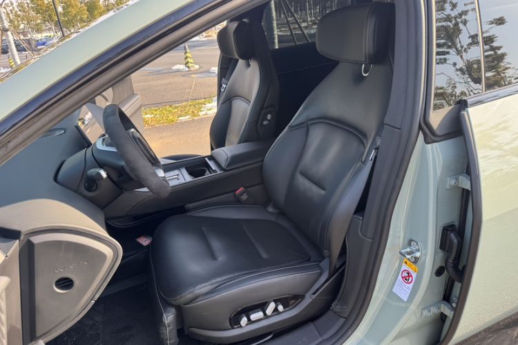 Used Avatr 12 2023 650 Three-Laser Four-Wheel Drive Performance Edition Left Front Seat