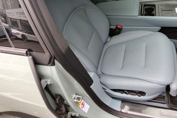 Used Avatr 12 2023 700 Three-Laser Rear-Wheel Drive Luxury Edition Right Front Seat