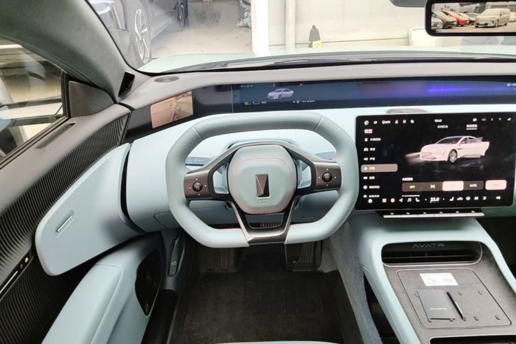 Used Avatr 12 2023 700 Three-Laser Rear-Wheel Drive Luxury Edition Steering Wheel
