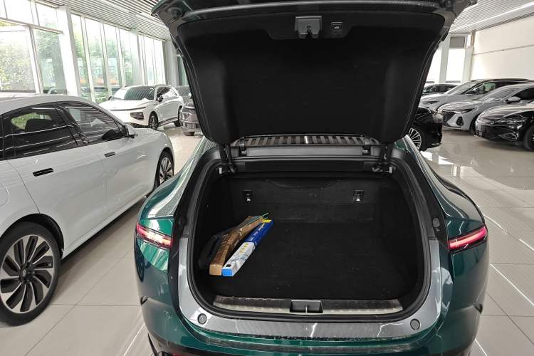 Used Avatr 12 2023 700 Three-Laser Rear-Wheel Drive Luxury Edition Trunk