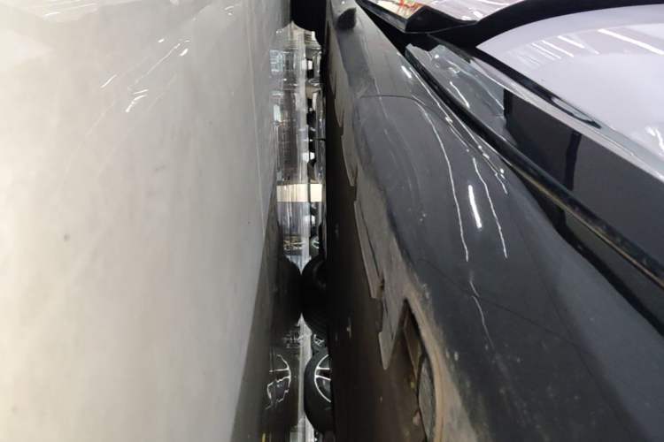 Used Avatr 12 2023 650 Three-Laser Four-Wheel Drive Performance Edition Left Side Sill