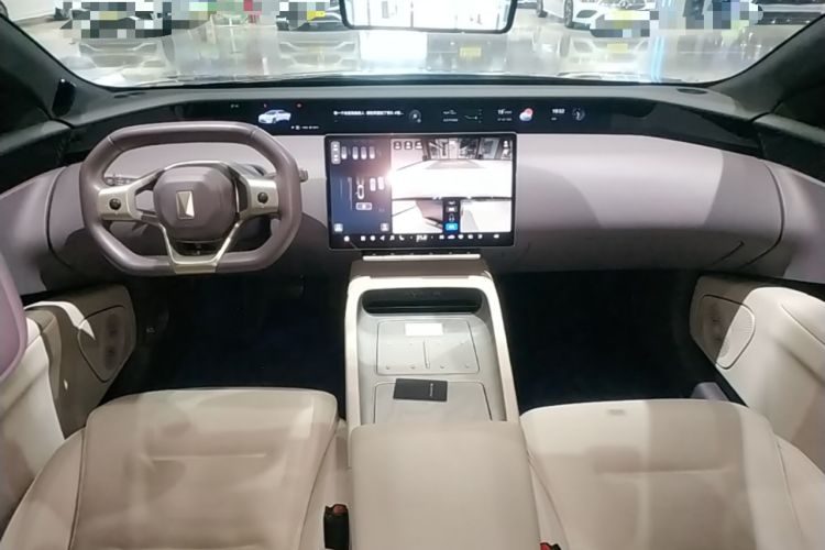 Used Avatr 12 2023 650 Three-Laser Four-Wheel Drive Performance Edition Center Console