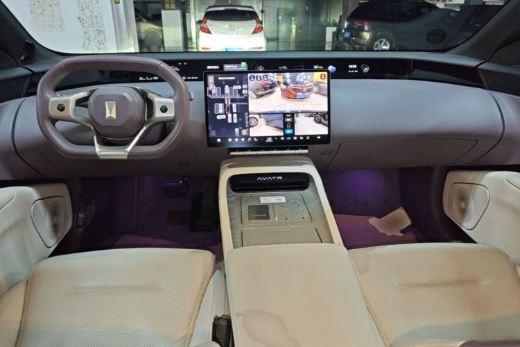 Used Avatr 12 2023 700 Three-Laser Rear-Wheel Drive Luxury Edition Center Console